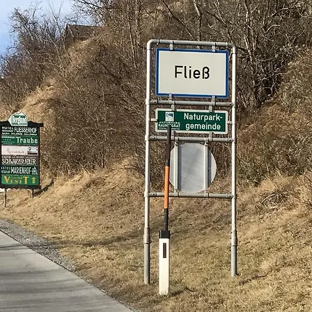 Fliess Apartment * فليس